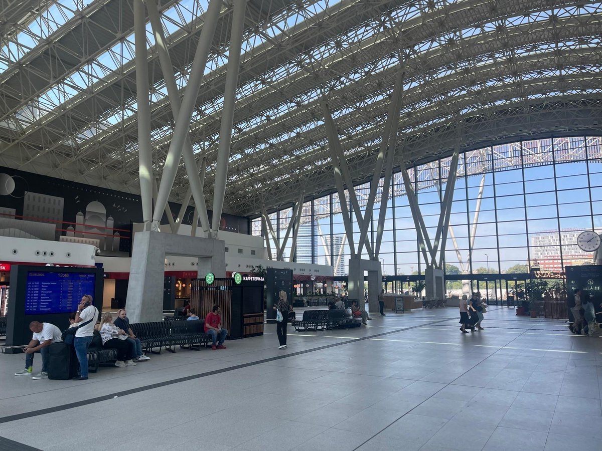 Железничка станица Београд Центар у Прокопу је безбедна за коришћење и функционисање железничког саобраћаја, изјавио је за Тањуг Зоран Јевтић,  генерални директор "Инфраструктуре железнице Србије". Целокупну вест и фотографије можете прочитати на infrazs.rs