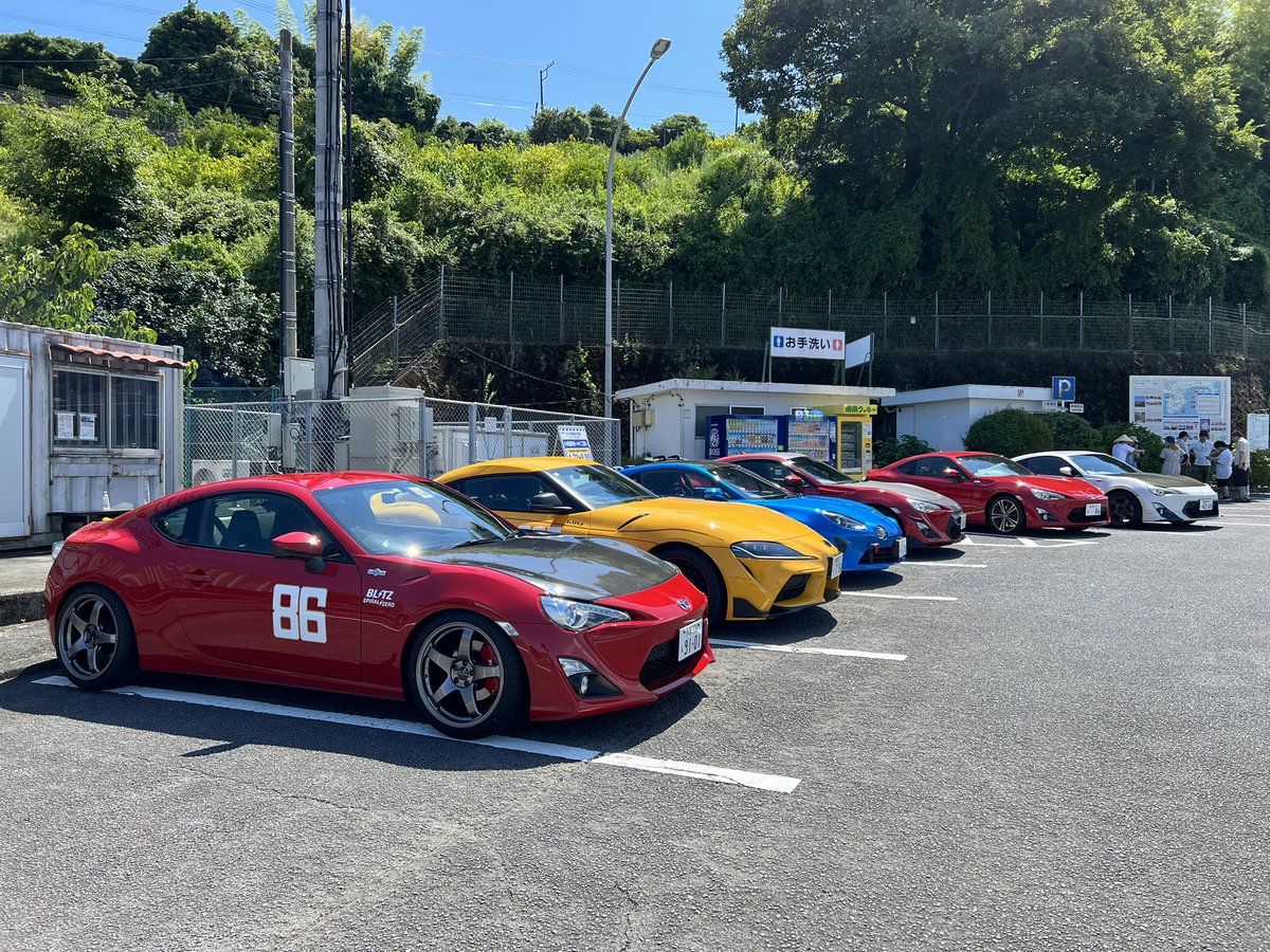 ERI9101_86's tweet image. アネスト岩田ターンパイク箱根🏎️
いい写真ばかりで選べなくて😅
ツーリングの投稿がいっぱいになりそう💦

#MFゴースト
#MFGHOST 
#MFG
#TOYOTA86
#ZN6
#アネスト岩田ターンパイク箱根