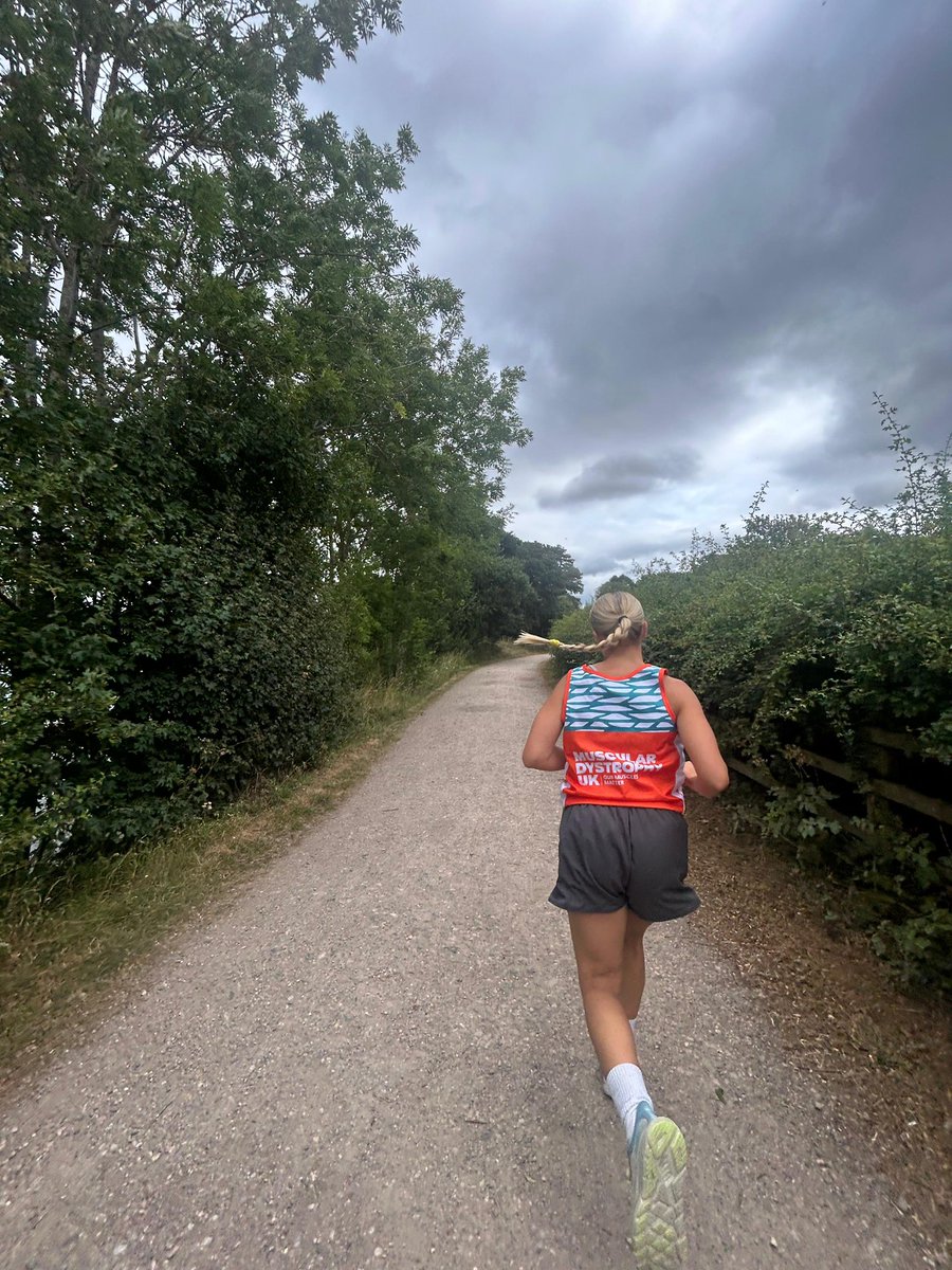 Me and Imogen will be running <a href="/ManchesterHalf/">Manchester Half</a> on the 12th October 2025 raising money for <a href="/MDUK_News/">Muscular Dystrophy UK</a> 

This charity means a lot to me as my dad has Muscular Dystrophy so any donations to help and support the charity is appreciated!

Link to donate here ♥️🔗 justgiving.com/page/imogen-ma…