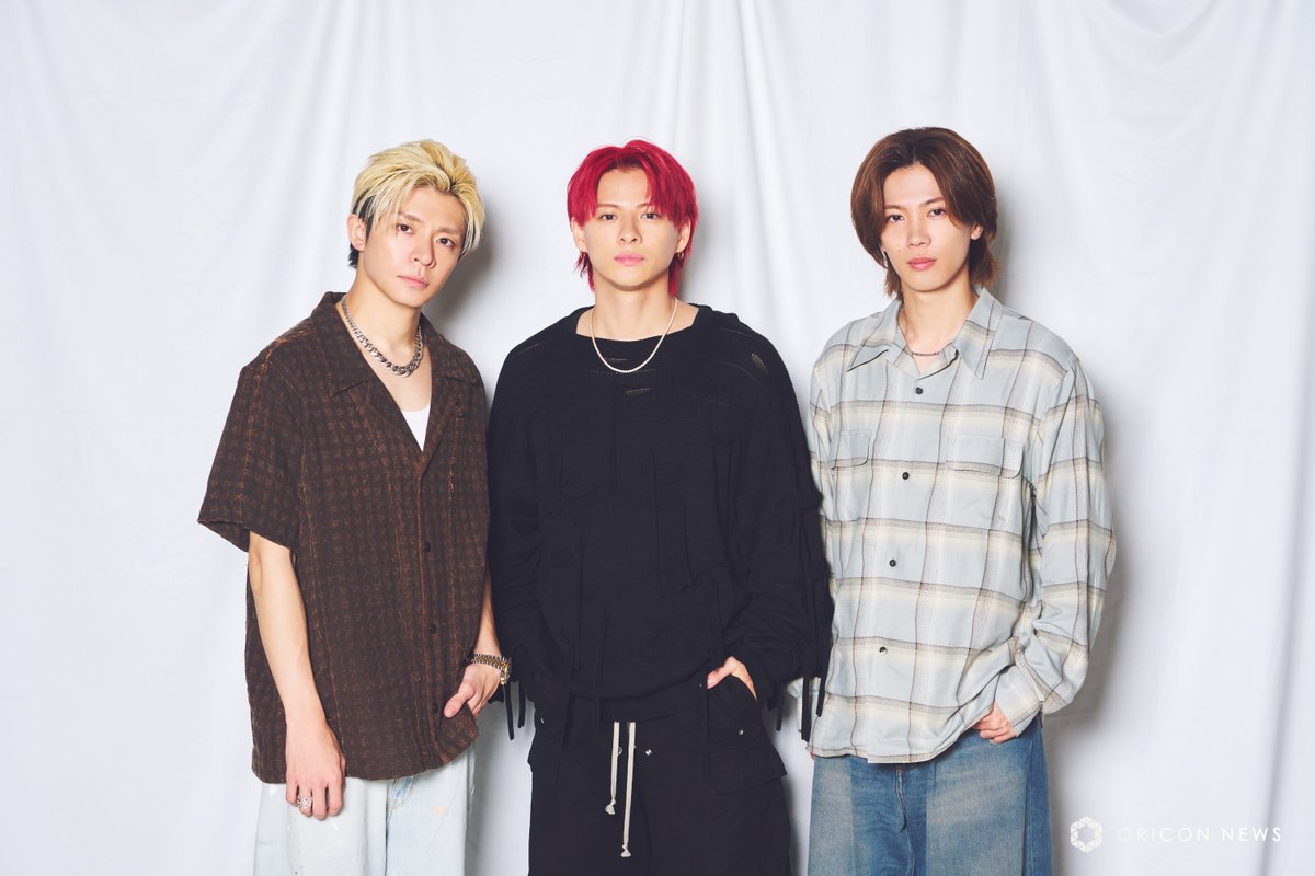 ORICON NEWS(オリコンニュース) (@oricon) on Twitter photo Number_i インタビュー🎤
「誰も置いていかない」
平野紫耀・神宮寺勇太・岸優太が語る
“未確認領域”への覚悟
ファン=iLYsとともに歩む未来
「“自慢できる存在”でありたい」
🎥 動画あり
oricon.co.jp/news/2397993/?…
#Number_i <a href="/number_i_offic/">Number_i official</a> Number_i インタビュー🎤
「誰も置いていかない」
平野紫耀・神宮寺勇太・岸優太が語る
“未確認領域”への覚悟
ファン=iLYsとともに歩む未来
「“自慢できる存在”でありたい」
🎥 動画あり
oricon.co.jp/news/2397993/?…
#Number_i <a href="/number_i_offic/">Number_i official</a>