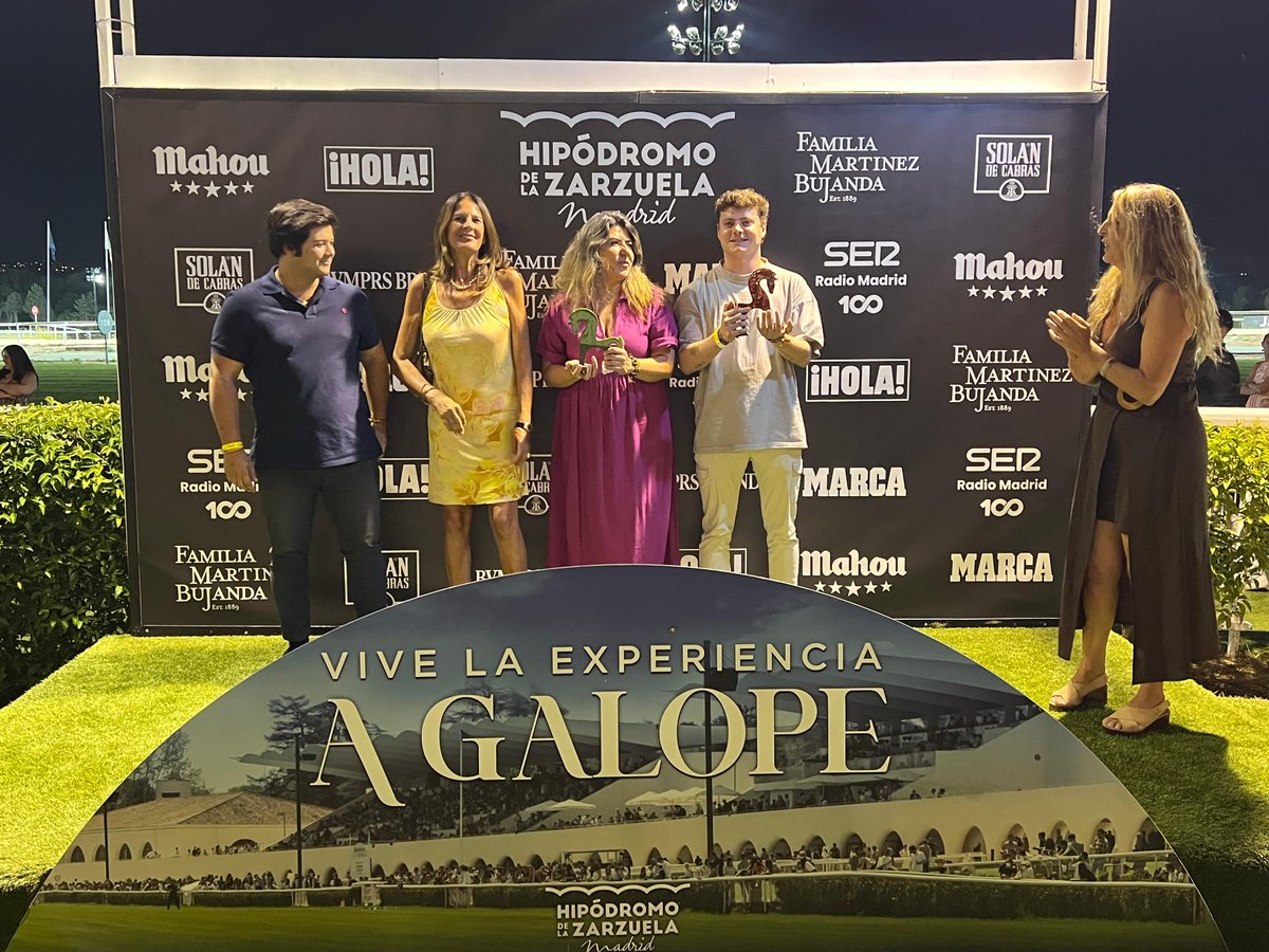 WANDERLUST se hizo con la victoria del Premio LUIS SAUGAR del jueves 7 de agosto.🥇

Enhorabuena a la Cuadra San José, al preparador Juan Carlos Rosell y al jockey <a href="/JanacekVaclav/">Vaclav Janacek</a> 

Entregó el trofeo Dña. Ana Saugar. 🏆