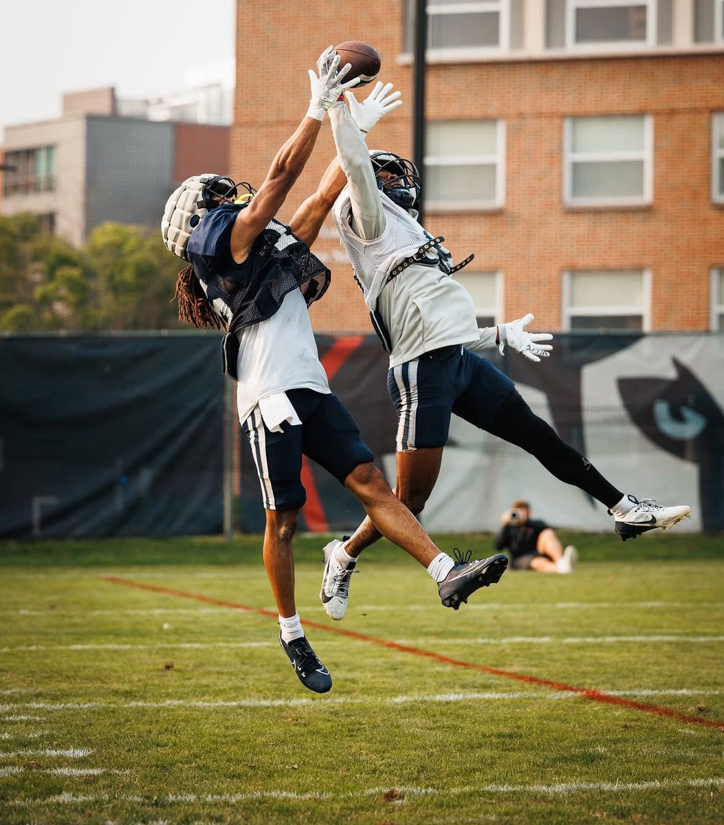 Taylor Daniels (@t_2acedaniels) on Twitter photo After a great conversation with <a href="/ej_hernon11/">Eddie Hernon</a> I am truly Blessed to receive an offer from the university of Connecticut🐶<a href="/CoachBFitz/">Bill Fitzgerald</a> <a href="/MaxRuiz50/">Max Ruiz</a> <a href="/coach_pass/">Coach Carlos Pasols</a> <a href="/RivalsFriedman/">Adam Friedman</a> <a href="/ChadSimmons_/">ChadSimmons</a> <a href="/SWiltfong_/">Steve Wiltfong</a> <a href="/MohrRecruiting/">Brian Mohr</a> <a href="/EdOBrienCFB/">EdOBrienCFB</a> <a href="/CKFBAcademy/">CKFB Academy</a> <a href="/BrianDohn247/">BrianDohn247</a> <a href="/TheUCReport/">Billy Tucker</a> <a href="/CraigHaubert/">Craig Haubert</a> After a great conversation with <a href="/ej_hernon11/">Eddie Hernon</a> I am truly Blessed to receive an offer from the university of Connecticut🐶<a href="/CoachBFitz/">Bill Fitzgerald</a> <a href="/MaxRuiz50/">Max Ruiz</a> <a href="/coach_pass/">Coach Carlos Pasols</a> <a href="/RivalsFriedman/">Adam Friedman</a> <a href="/ChadSimmons_/">ChadSimmons</a> <a href="/SWiltfong_/">Steve Wiltfong</a> <a href="/MohrRecruiting/">Brian Mohr</a> <a href="/EdOBrienCFB/">EdOBrienCFB</a> <a href="/CKFBAcademy/">CKFB Academy</a> <a href="/BrianDohn247/">BrianDohn247</a> <a href="/TheUCReport/">Billy Tucker</a> <a href="/CraigHaubert/">Craig Haubert</a>