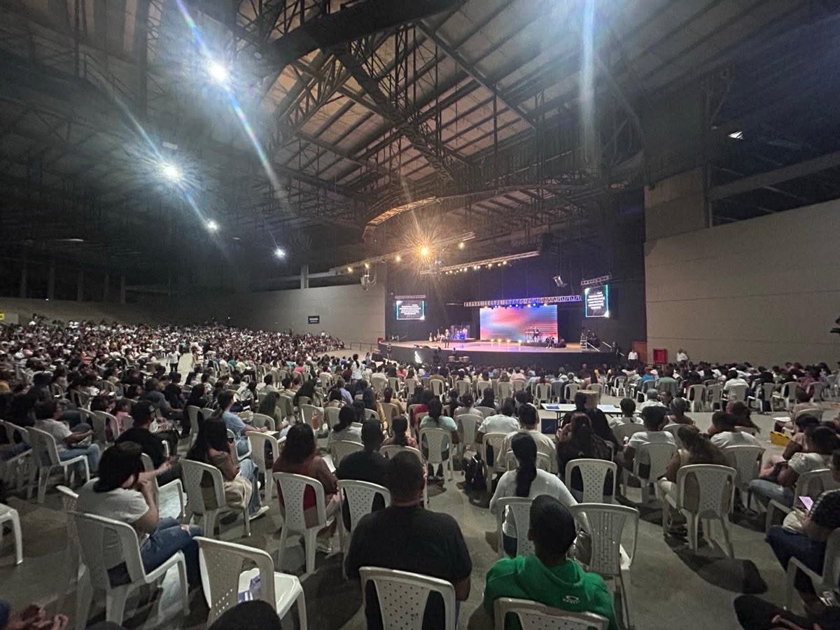 pabloymercedesp's tweet photo. ¡Dimensiones de libertad!
Salir de Egipto para servir a Jehová; consagración el llamado hecho por el Padre.

Cali, Colombia.
Misión Paz a las Naciones
@misionpaz_ https://t.co/h1hdZZMlHY