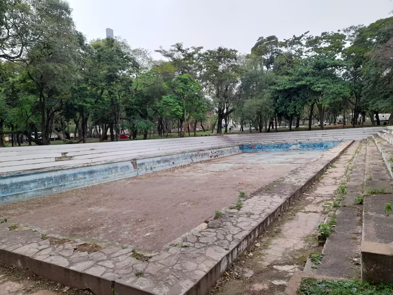 📄🇵🇾Gobierno licita la revitalización del Parque Caballero
📍Buscan una integración del Parque con la vida urbana
📍Se estima una inversión de US$ 5,4 millones

abc.com.py/economia/2025/…