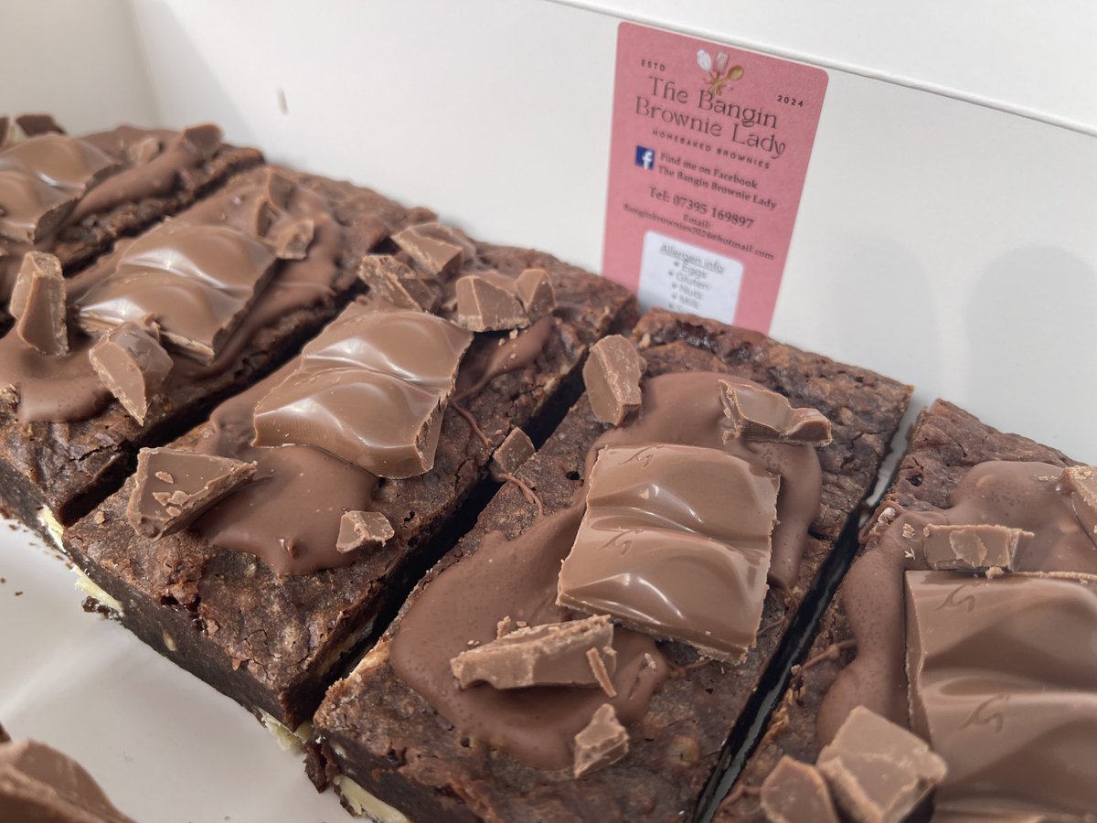 ExplorerCoffees (@explorercoffees) on Twitter photo New Brownies from local baker, The Bangin Brownie Lady, are on sale at Creek HQ
Bag one before they all disappear into your local coffee roasters tummy…. New Brownies from local baker, The Bangin Brownie Lady, are on sale at Creek HQ
Bag one before they all disappear into your local coffee roasters tummy….