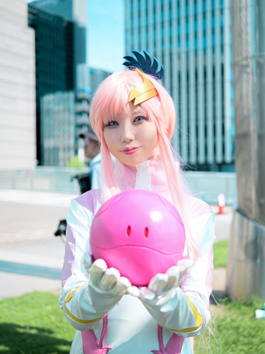 【コスプレ】

ラクス・クライン/機動戦士ガンダムSEED FREEDOM

撮影📸　ウイくん(<a href="/Ui_uI12/">ウイ【和成天下】</a> )
ハロ、髪飾り制作　E缶さん(<a href="/E_K_A_N/">🔰E缶＠膝職人</a> )

#コスサミ2025
#WCS2025
#はるまきcos館