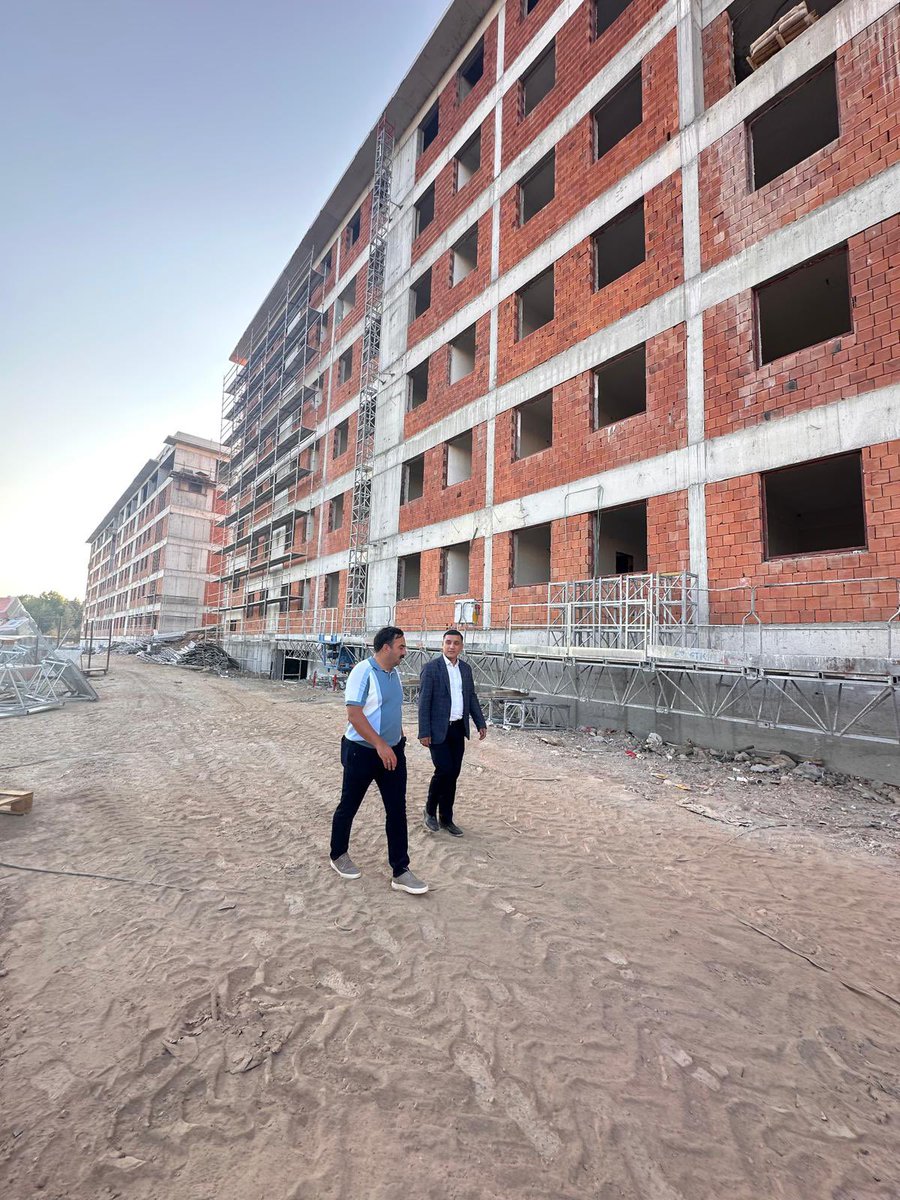 📍 Hacettepe Üniversitesi Beytepe 
       Kampüsü

🏢 2.500 Yatak Kapasiteli Yurt Binası

Üniversite kenti Başkent Ankara’mızda, öğrencilerimizin güvenilir ve konforlu yurtlarda barınmaları için Gençlik ve Spor Bakanlığımızın yatırımları hız kesmeden devam ediyor.

Modern