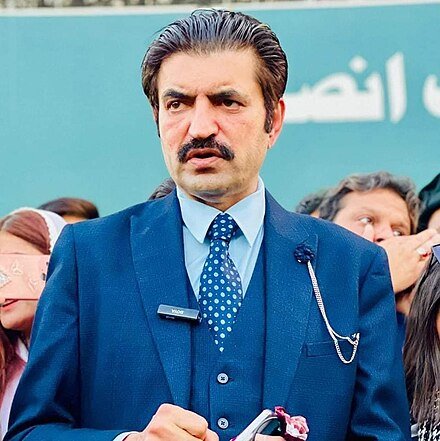 کیا آپ شیر افضل مروت کو دوبارہ پی ٹی آئی کا حصہ دیکھنا چاہتے ہیں ؟

جواب کمنٹ میں دیں!