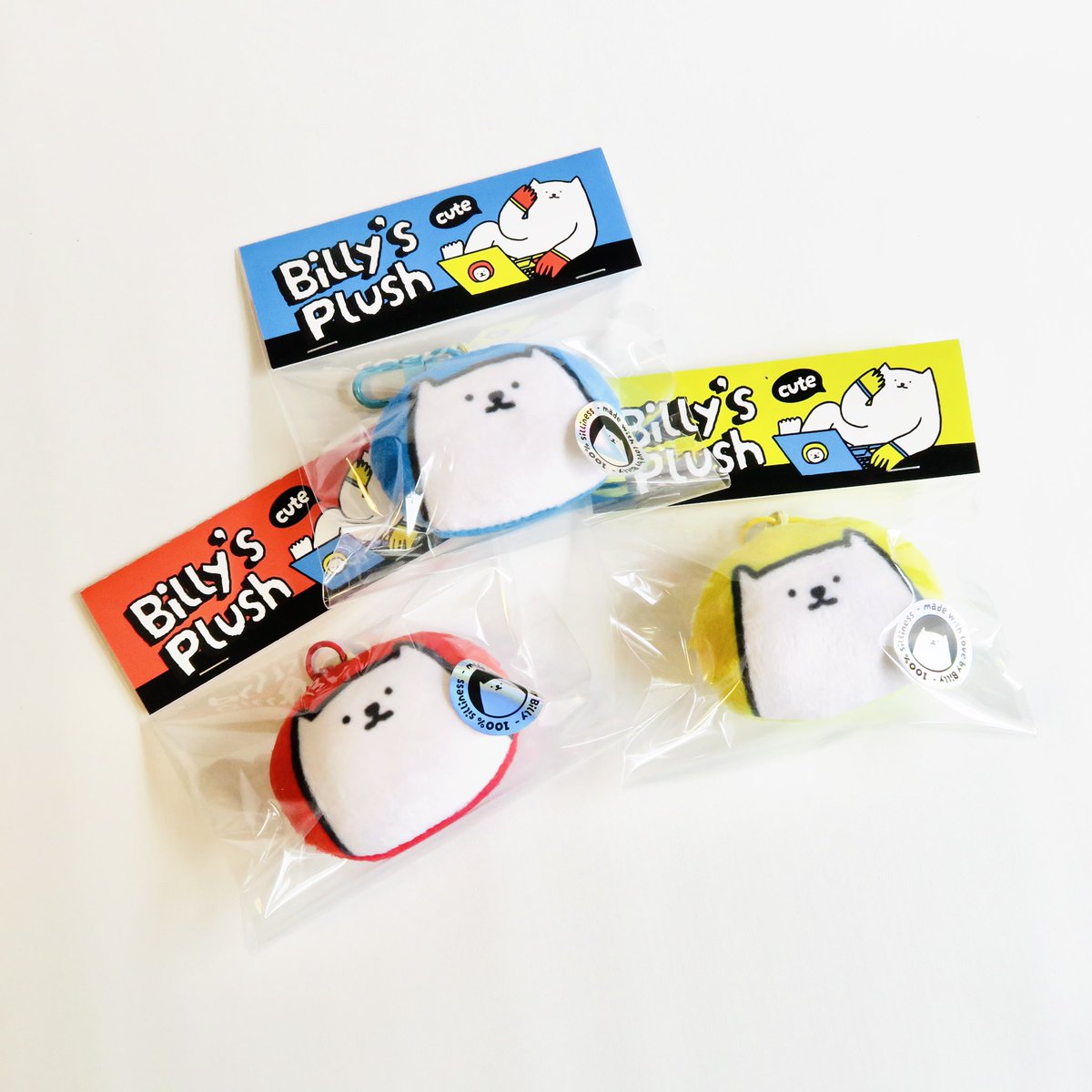 itsmeowpage's tweet photo. Btw i’m opening a silly stationary/trinkets store!! I’ve been postponing this for a while, but decided to just wing it 🤷🏻‍♀️

if u like silly stuff, maybe this is for u! 

shop here 🛒 https://t.co/uICClu0mzA https://t.co/pTfwruZWG6