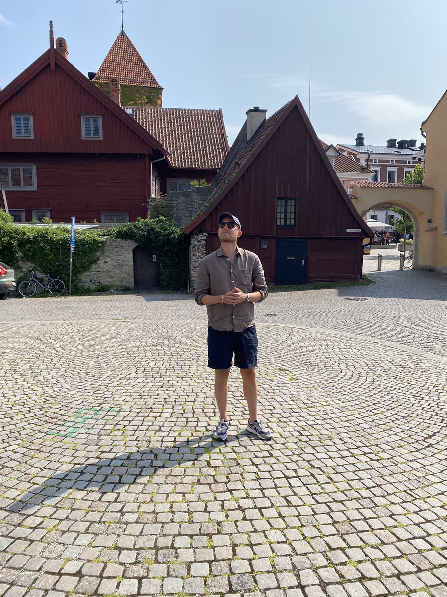 Viktor Barth-Kron tweet media