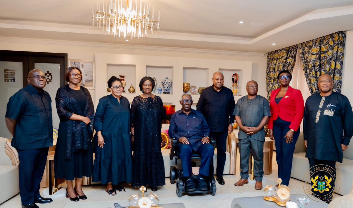 SIKAOFFICIAL1's tweet photo. Former President John Agyekum Kufuor paid a visit to President John Dramani Mahama, Vice President Jane Naana, and First Lady Lordina Mahama to express his condolences, as the nation mourns the tragic loss of gallant and dedicated state officials who lost their lives in the GAF Z9 helicopter crash.