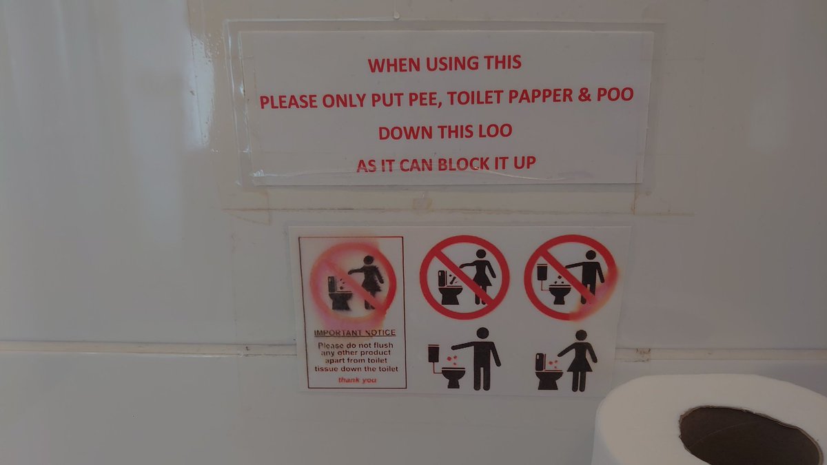 KronenbourgMr's tweet image. #Hotelsigns
Thankfully I have not got to do it out of the window!