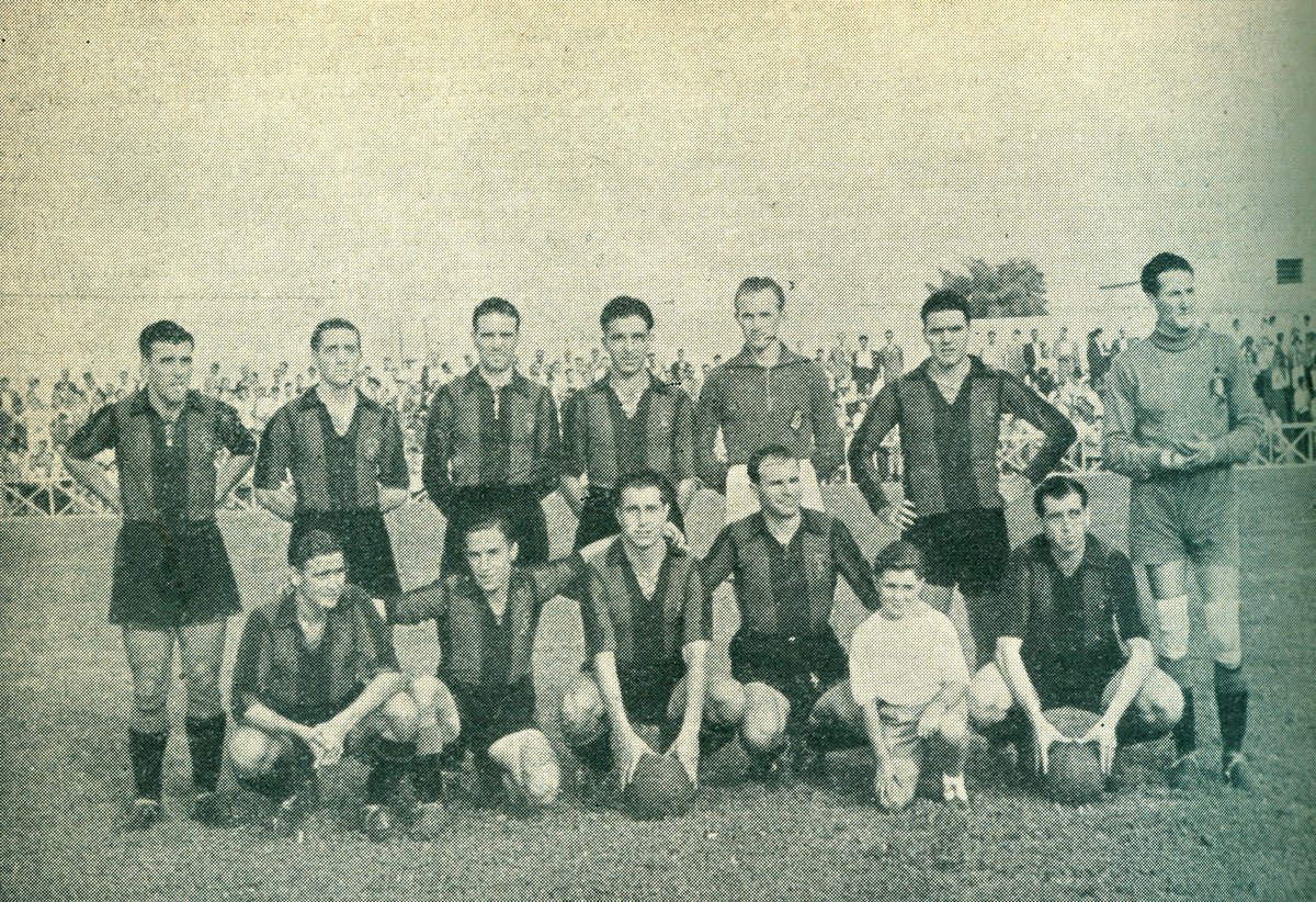 ILITURGI ES CAMPEÓN DE ANDALUCÍA EN 1947

🥇El CD Iliturgi consigue el título de Andalucía de Primera Categoría en la temp. 1946/47 y asciende a Tercera división.
🏆Ese año, juega la Copa del Generalísimo y queda subcampeón de la Copa Federación Sur.
<a href="/iliturgi_cf/">𝗜𝗹𝗶𝘁𝘂𝗿𝗴𝗶 𝗖𝗙 𝟮𝟬𝟭𝟲</a> <a href="/aytoandujar/">Ayuntamiento de Andújar</a>