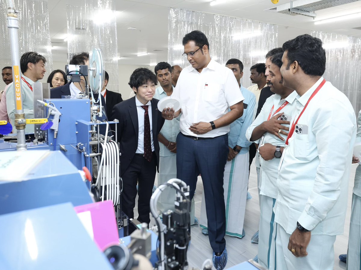 🎊Welcome to Tamil Nadu, #MuRata !🎊

A global leader in advanced electronic components, with a 40% share in multilayer ceramic capacitors, whose components power smartphones in our pockets to NASA’s Mars helicopter – they are right here in #TamilNadu !

Look carefully at the 3rd