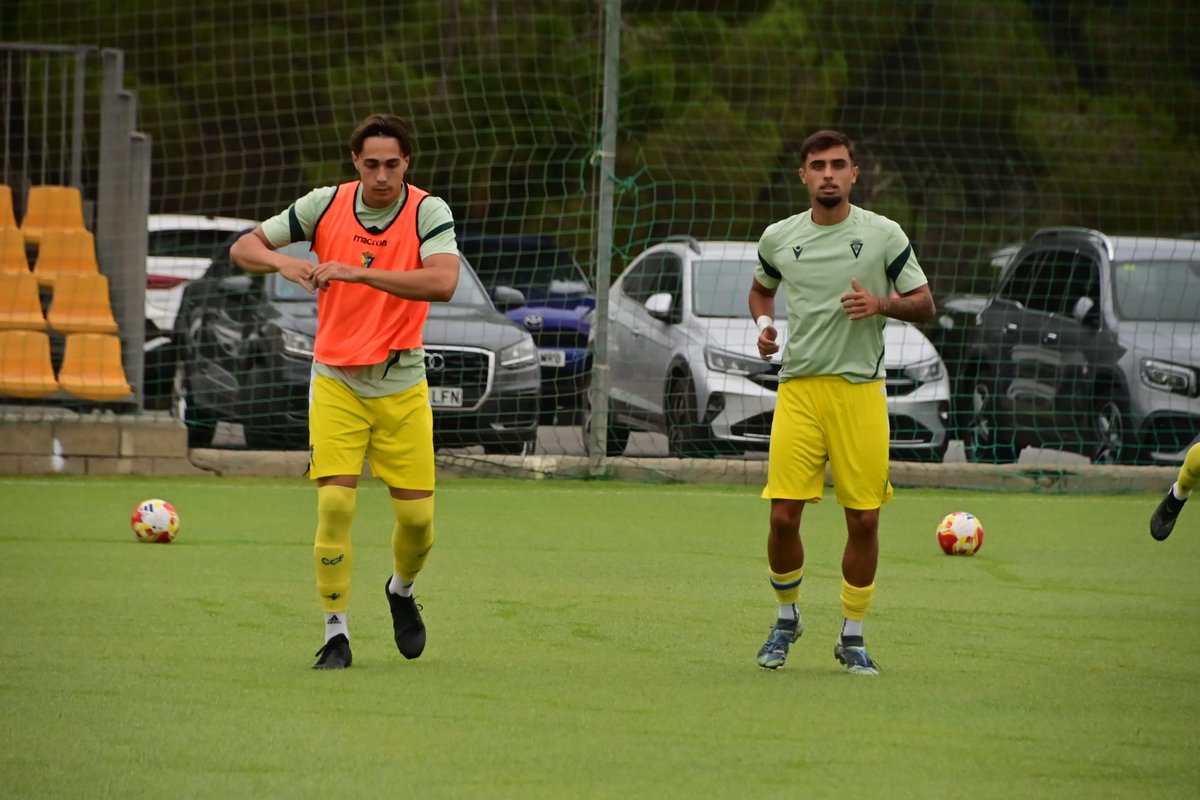 💛🟩 #MirandillaSanluqueño

⏱️¡Menos de diez minutos para que de comienzo el encuentro!