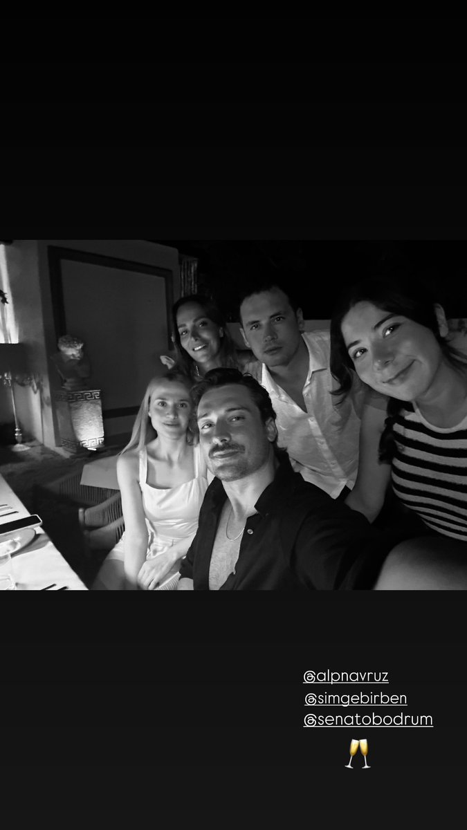 #AlpNavruz arkadaşlarıyla. ✨️