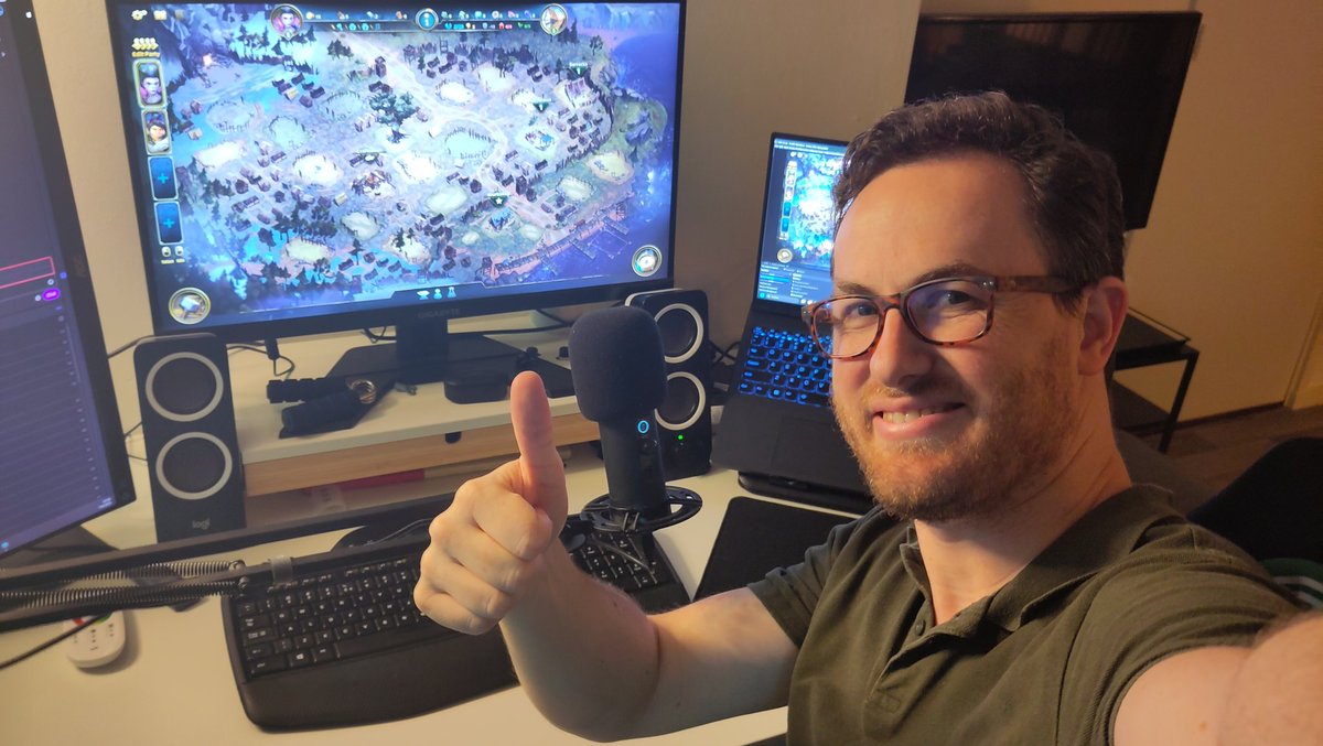 DivinusDraco tweet media