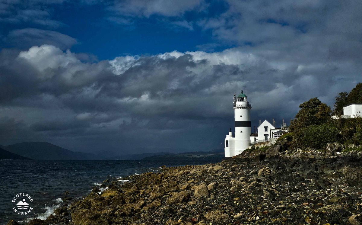 StephenAHenry's tweet photo. I have so many images of the Cloch Lighthouse, I might have to dedicate a whole collection to it online!
This one was taken yesterday.
https://t.co/89JTE85wMK
https://t.co/qIQQwtx2Qp
#ClochLighthouse #Gourock #FirthofClyde #Scotland https://t.co/9P63wWiVec