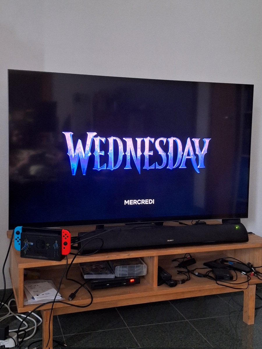On s'y est mis aussi ! 🥰
Par contre c'est quoi ces histoires d'attendre septembre pour la suite de la saison ? 😭
#Mercredi