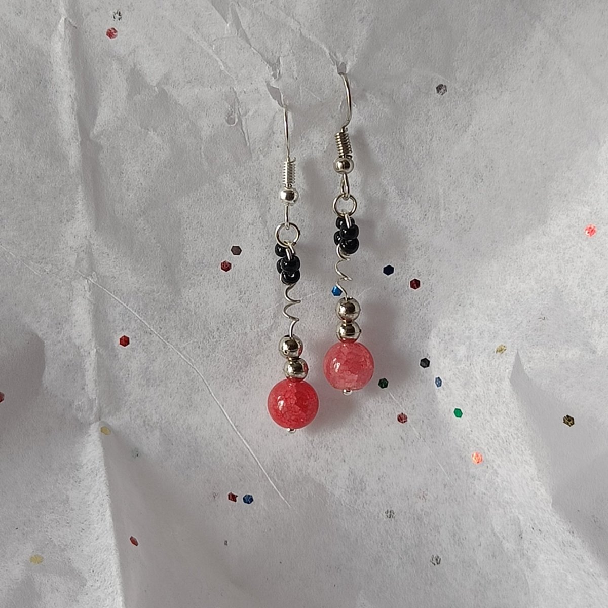 tikulli's tweet photo. A new collection of beaded earrings is available now. Glass beads, charms, metal spacers, disco beads and more. These dangle earrings are designed for every day use. Perfect gifts too. #earrings #FashionJewelry #dangler #giftforher #giftideas #jewellery #handmadejewelry https://t.co/vtccPFCpHr