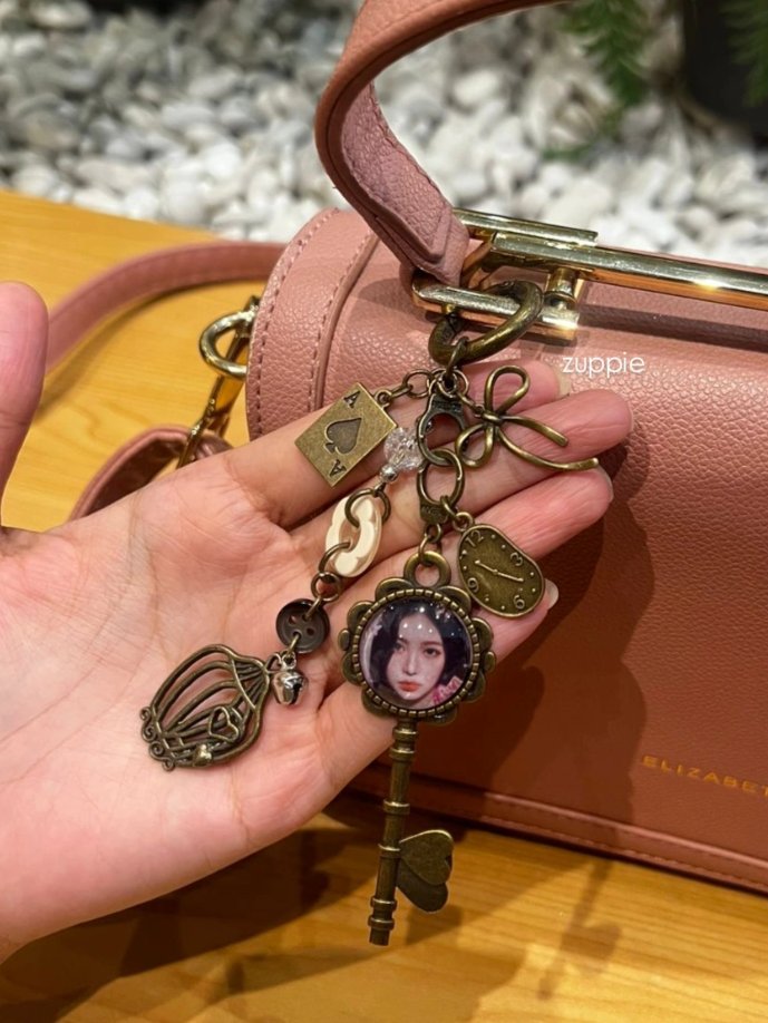 jangan lupa baca rules 💗 tweet media