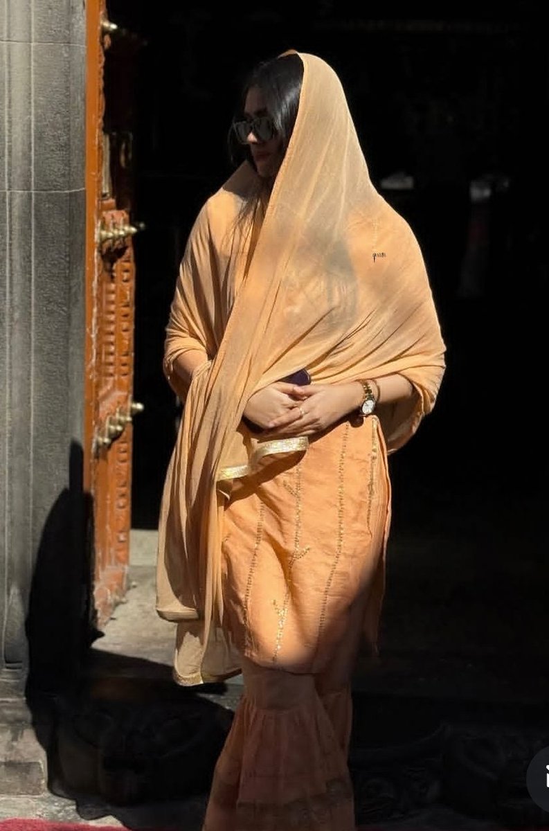 *जिंदगी वहीं है,*
*जो हम आज जी रहे हैं....*

*कल जो जिएंगे, 
वो उम्मीद होगी..!!*

#शुभ_दोपहर 
#क्वीन 
#ॐ_नमः_शिवायः 
#हर_हर_महादेव 
#जय_माता_दी 
#जय_हिंद