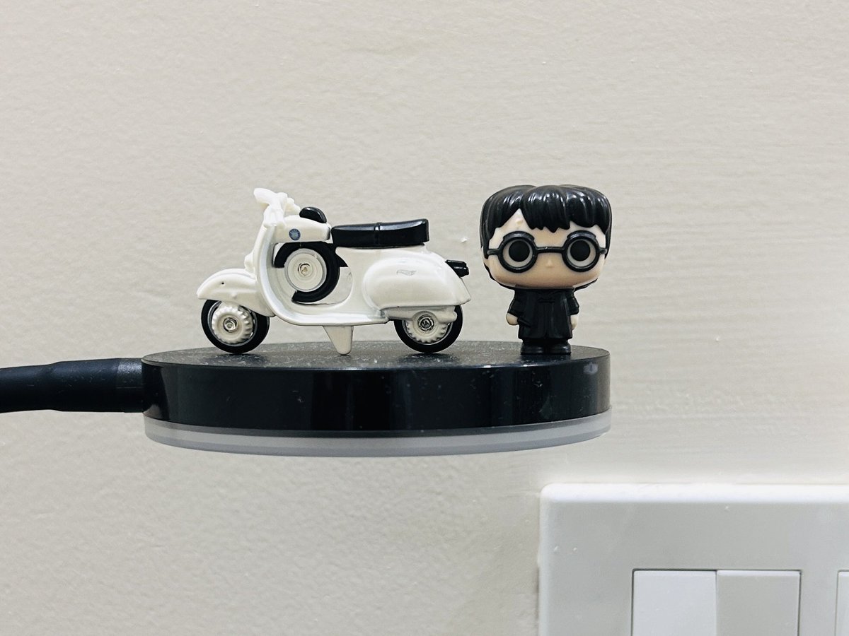 Hogwarts, here we scoot!