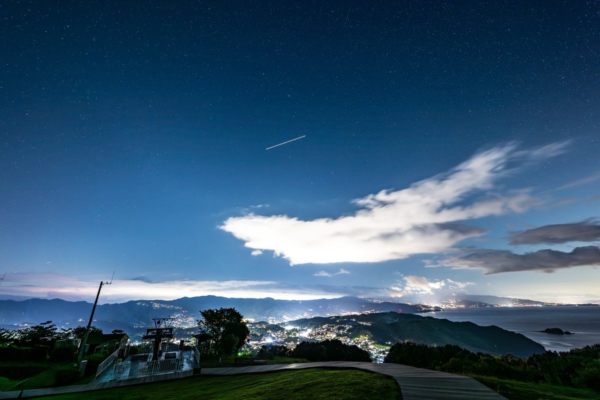 siglab110's tweet photo. まだまだ8日目で修行中ですが、星景写真はじめました。

冬は野鳥撮影、夏は星景写真に沼りそうです。 https://t.co/QjqSdfSQof