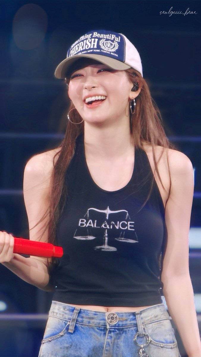 250803 레드벨벳 슬기🐻❤️

#redvelvet #seulgi #seulgiredvelvet #kangseulgi #redvelvetseulgi #레드벨벳 #슬기