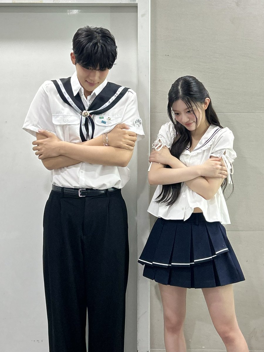 출장 갔다가 돌아온 상민 은행장과 함께 하는 이번 주 뮤직뱅크 🐳🐬💙