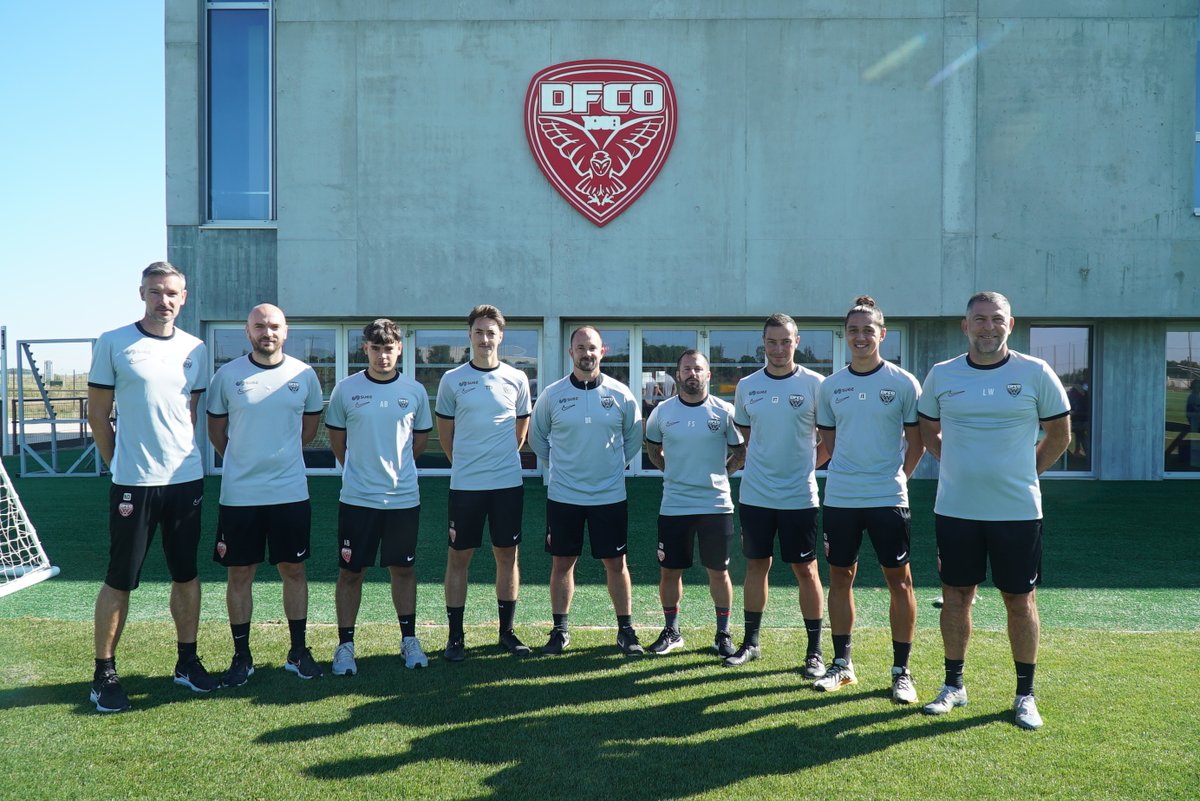 Le nouveau staff de Baptiste Ridira pour la saison 2025/2026 🤵‍♂️

Les détails 👉tinyurl.com/4jmwxmer

#DFCO