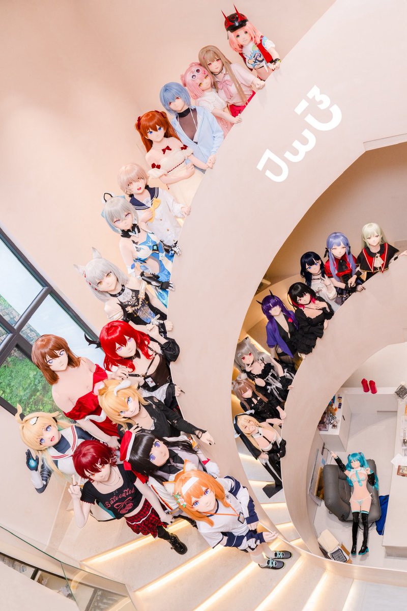 旋转向上的楼梯，就像我们的友情一样积极向上

摄影：<a href="/opkig/">op</a> 
协力：@msmr331986 <a href="/Suannaiyg/">酸奶</a>