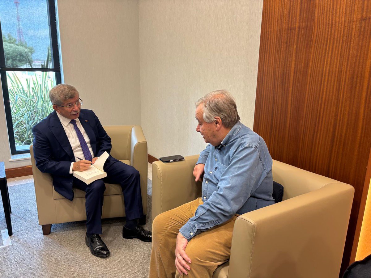 Approaching the airport to go to Ankara on Wednesday morning, I was told that UN Secretary General Antonio Guterres was at the İstanbul airport to transfer. We hadn't seen each other in nine years. We embraced with longing and started a sincere conversation in a short time as if