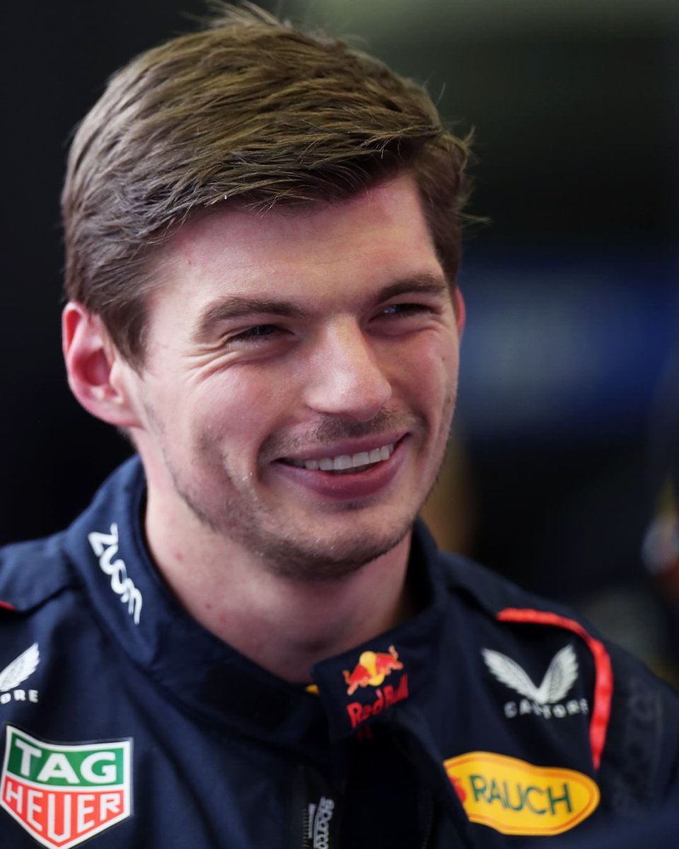 Happy #f1twtselfieday everyone 🤍
Haven’t done one of these in a while its also not a selfie bu oh well😅