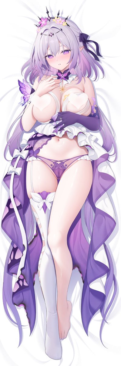 キャストリス抱き枕…💜 