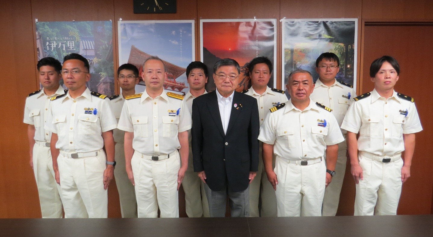 海上保安庁長官表彰 海の日 ⛵海上保安庁長官表彰受賞 | ヨシノマリーナリゾート