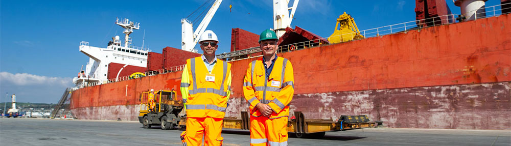 RECORD STEEL DELIVERY AT PORT OF DOVER

MV Almar, the largest steel vessel ever to dock at Dover, is offloading 7,200 MT of steel for ParkerSteel via the Port’s new cargo terminal.

Read more from SMI:
ow.ly/BbNV50WxPKH