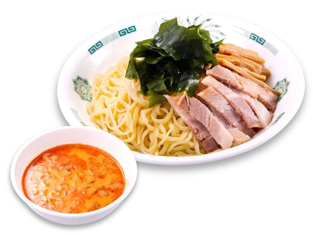 【ピリ辛とんこつつけ麺で刺激的なごほうび一杯🔥】
「ピリ辛とんこつつけ麺」は、とんこつベースのスープに
秘伝の辛味噌の旨味とラー油の辛味が絶妙にマッチしたつけ麺です。

ラーメンの新たな候補にぴったり！