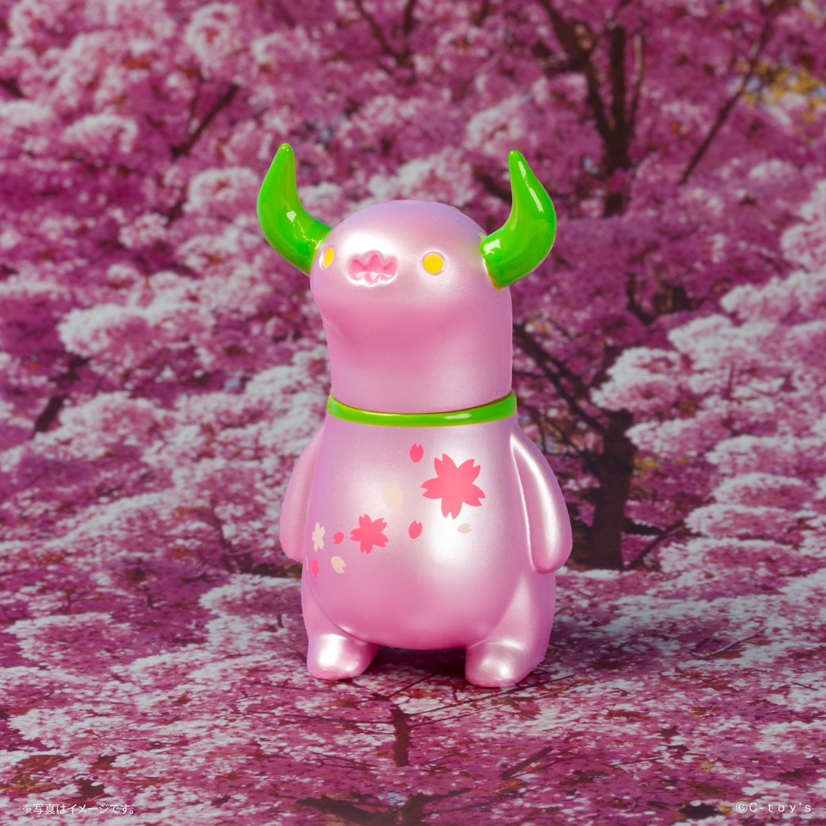 上の空怪獣ボーはメタリックで集めても統一感のあるラインナップにしま