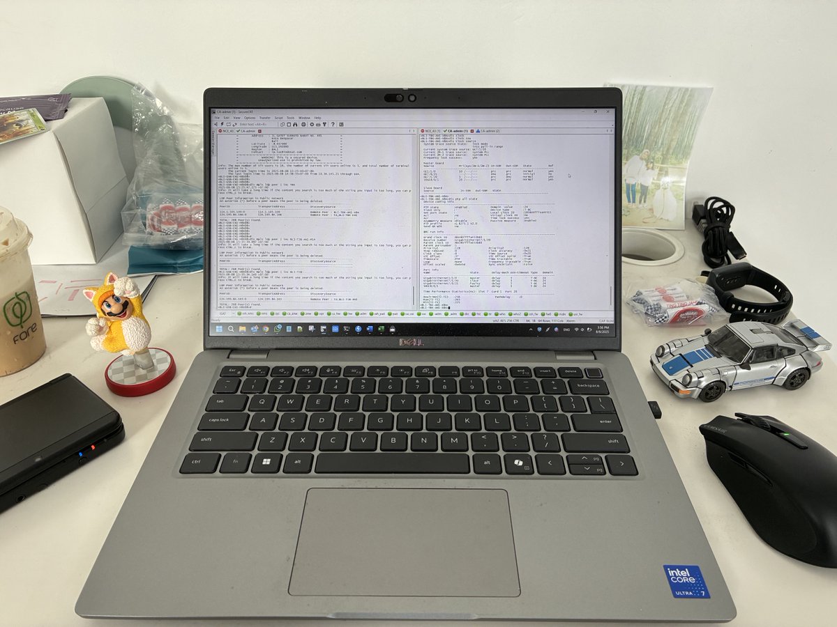 suatu sore laptopan di rumah ..