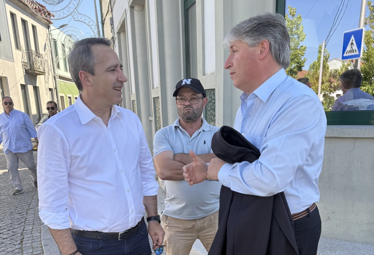 Sérgio Humberto (@sergiohumberto_) on Twitter photo Estive presente na Apresentação Oficial da Candidatura Autárquica à Presidência da CM de Marco de Canaveses. Felicito o Mário Bruno Magalhães, Cabeça de Lista desta Coligação, pela coragem e determinação que sempre demonstrou.
#Autárquicas2025 <a href="/ppdpsd/">PSD</a> <a href="/PSDPorto/">PSD Porto</a> Estive presente na Apresentação Oficial da Candidatura Autárquica à Presidência da CM de Marco de Canaveses. Felicito o Mário Bruno Magalhães, Cabeça de Lista desta Coligação, pela coragem e determinação que sempre demonstrou.
#Autárquicas2025 <a href="/ppdpsd/">PSD</a> <a href="/PSDPorto/">PSD Porto</a>