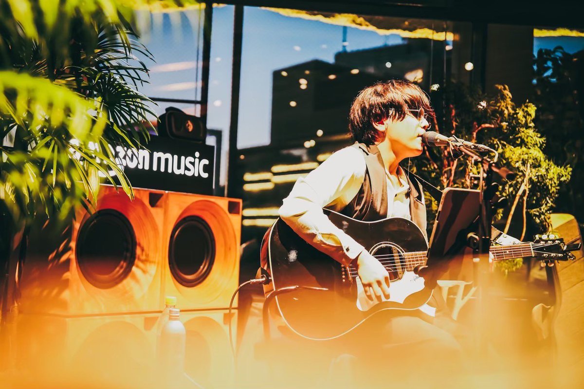 BrokenMyToyBox's tweet image. ◤◢◤    🤖お知らせ🦡    ◢◤◢

   本日22:00ライブ(?)情報解禁

◤ ◢◤◢◤◢◤ ◢◤ ◢◤◢◤◢
#ブロークン
#Brokenmytoybox 

Photo by 若奈(@wakaa_02 )