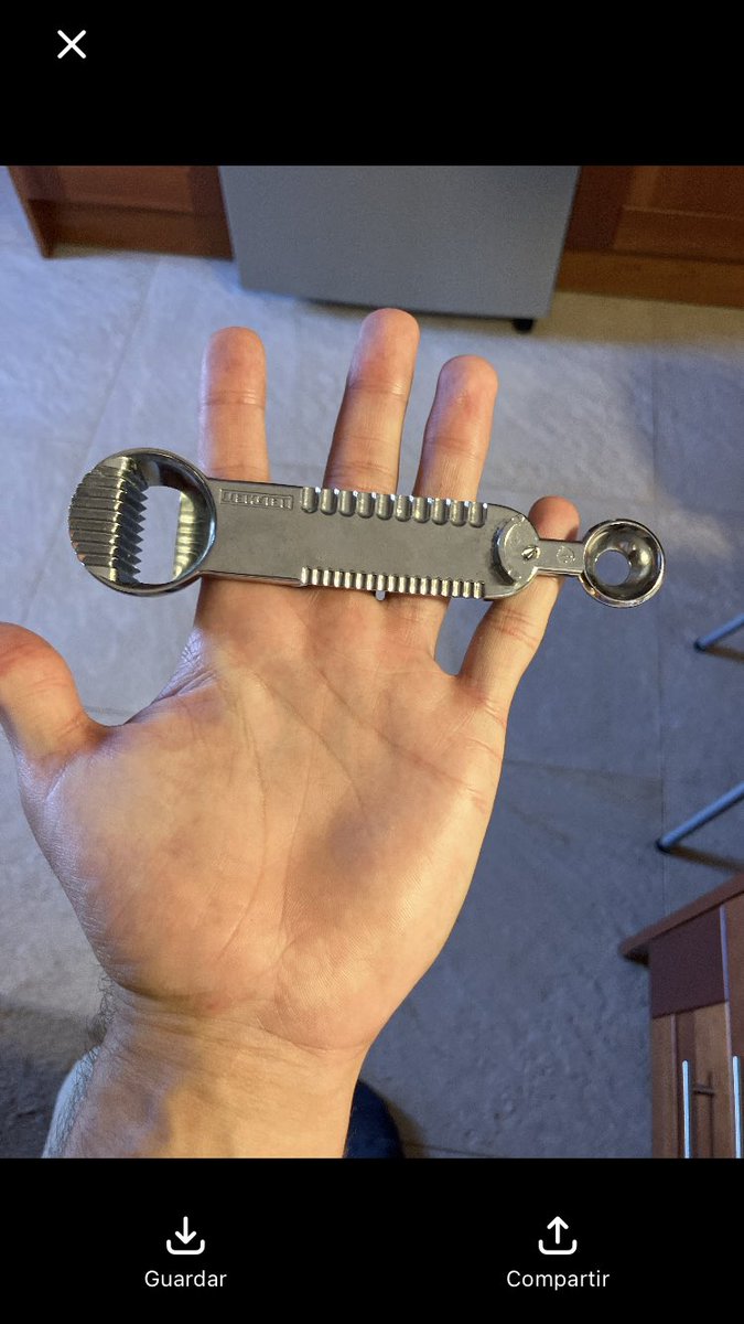 Alguien me sabe decir para que sirve este artilugio?