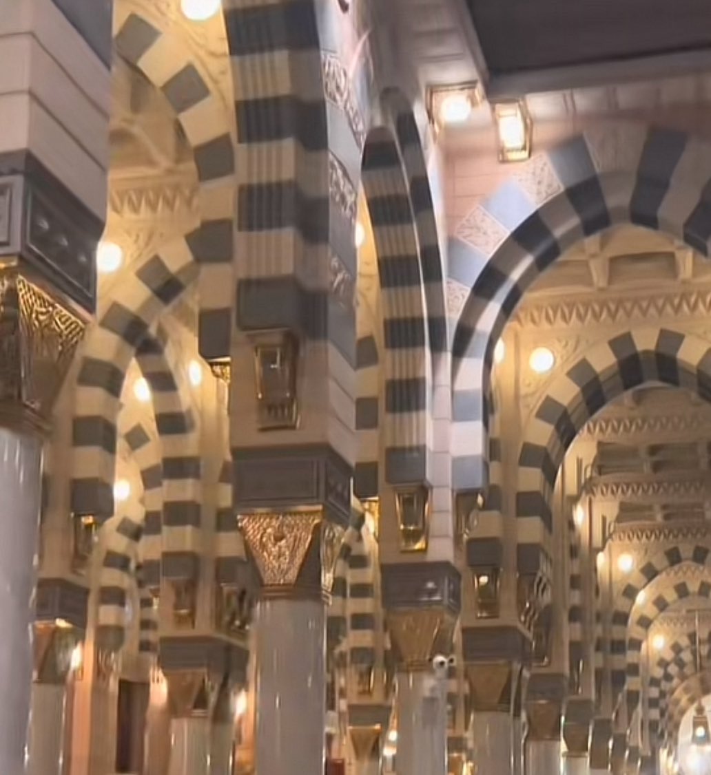 الله اكبر 
#اللهم_صل_وسلم_على_نبينا_محمد 
❤️