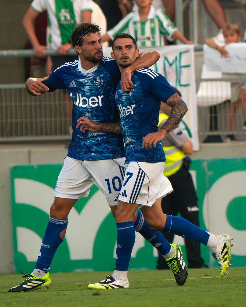 📸 Summer football nights ⚽🔥⚡⚔️

#marbellafootballcenter #mfc #marbella #playasyoutrain #realbetisbalompie #realbetis #betis #como1907 #pretemporadas #trainingcamps #concentraciones #friendlymatches #partidosamistosos #football #futbol #soccer
