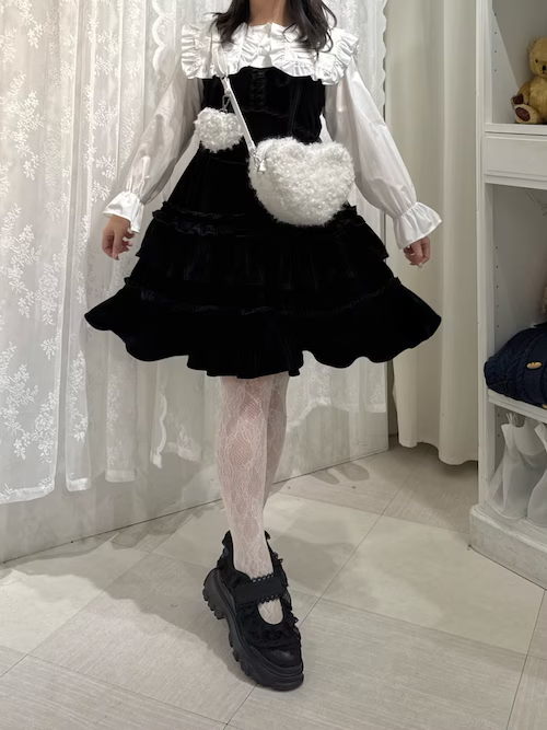 merry jenny - ⭐︎新品⭐︎完売商品 merry jenny merry jenny (@merryjenny_instagram) • Instagram photos and