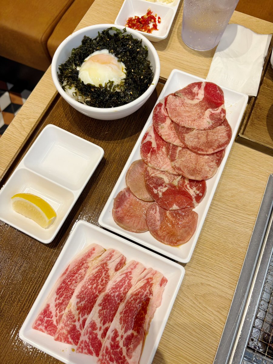 andamonnn's tweet image. 🥩🥓🍚🥢