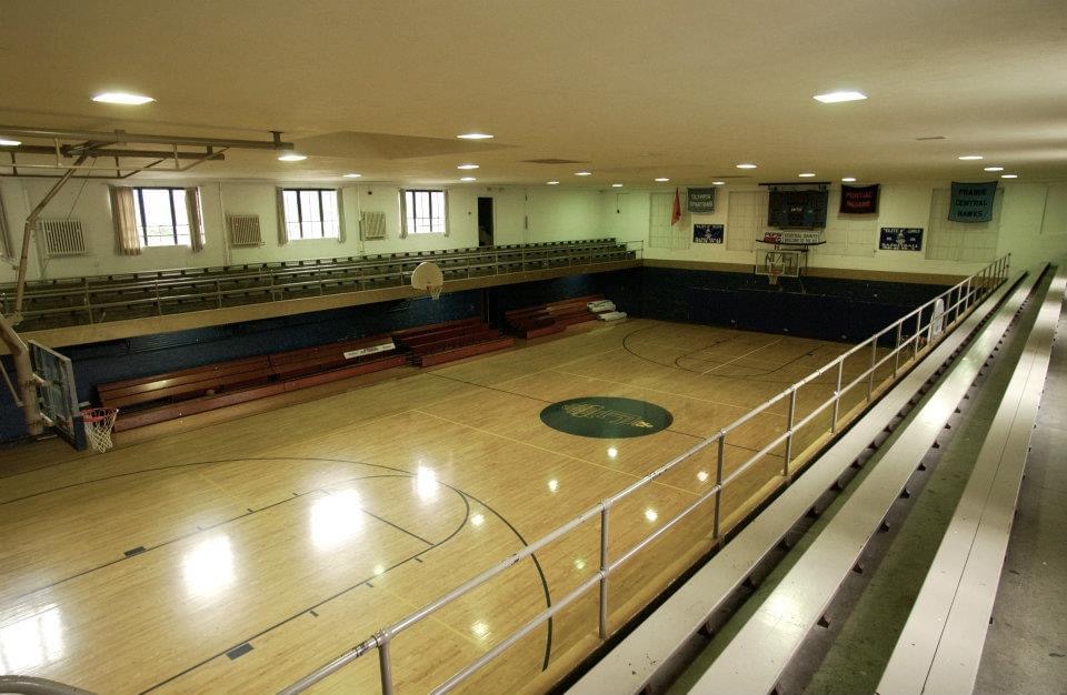 Illinois Basketball Fact: We thank Kev Varney for this photo of the old John Snyder Gym (Bloomington Cent. Cath.). We've heard how tough it was to win there if you were the opponent. Kev stated: "the gym was hotter than hades, locker rooms were brutally cold &amp; the gym was noisy".