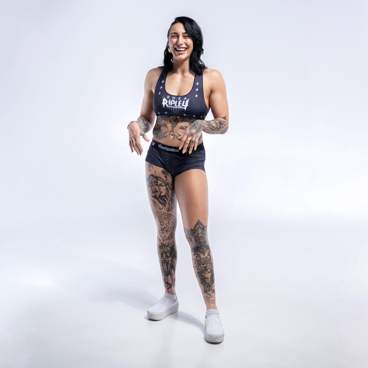 WWEの推し、リア・リプリーは身長約170cm。ムッキムキで説得力のある 