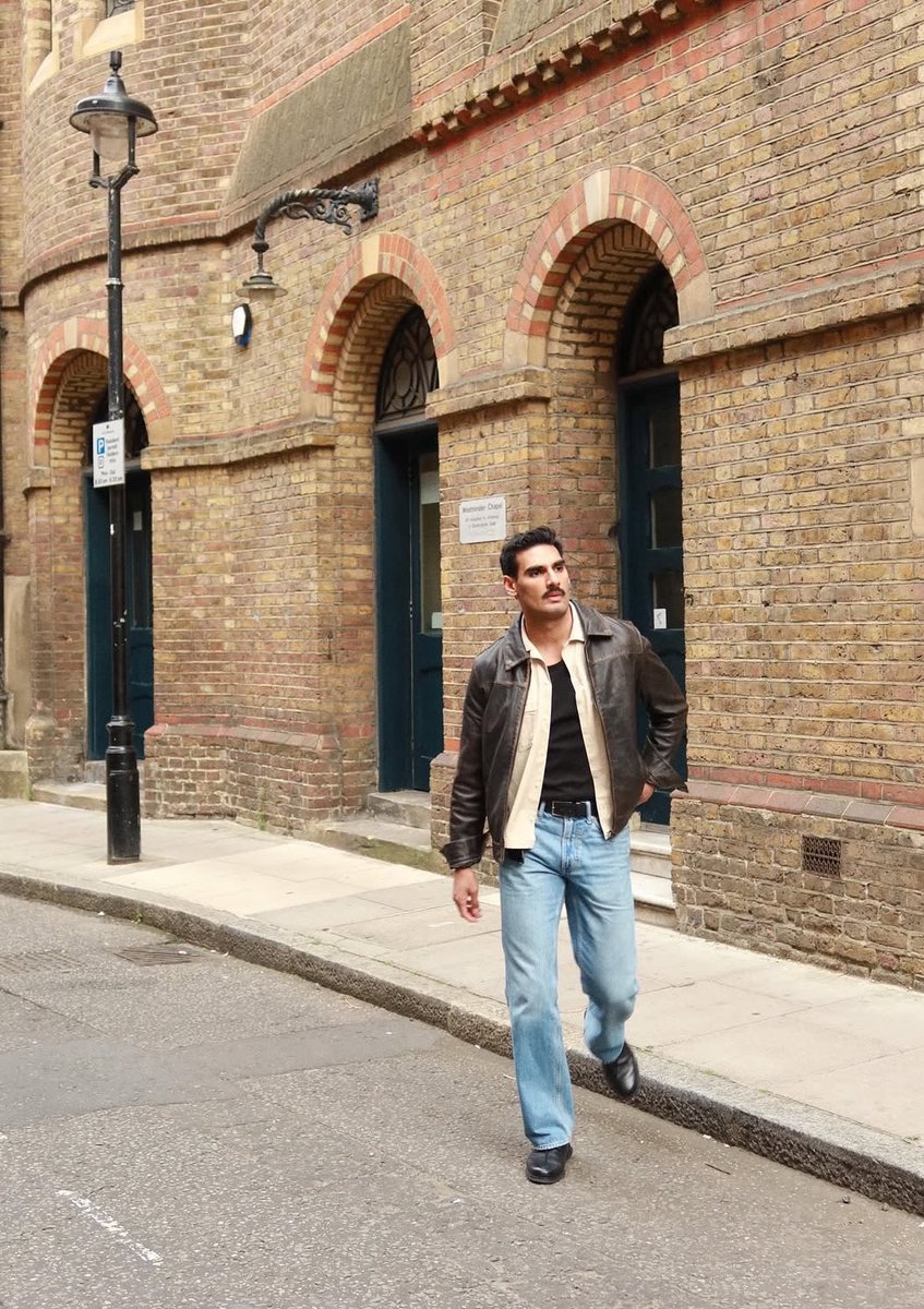 #AhanShetty’s moustache can cause some serious style envy! 

#AhanShetty #AhanShettyFans #Fashion #Border2 #Bollywood
